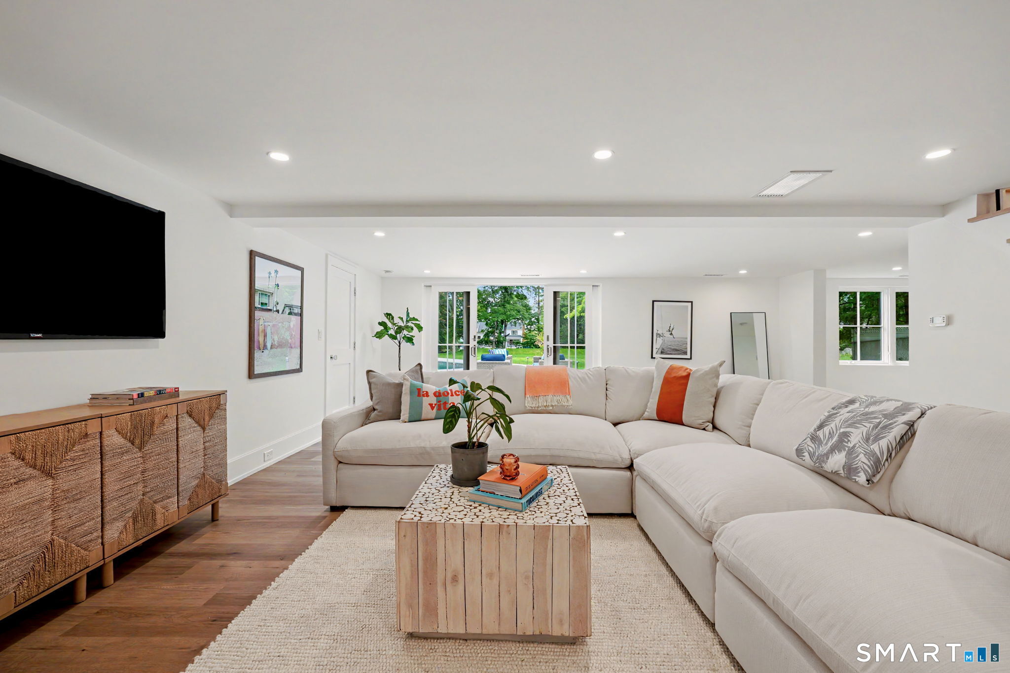1076 Westover Road Stamford, CT 06902 - Photo 25 of 40 Rec Room/Living Area W/sliders leading to outside patio & pool