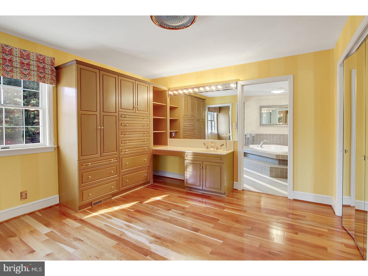 1634 Meadowlark Road Wyomissing, PA 19610 - Photo 12 of 25 Gallery Image 12