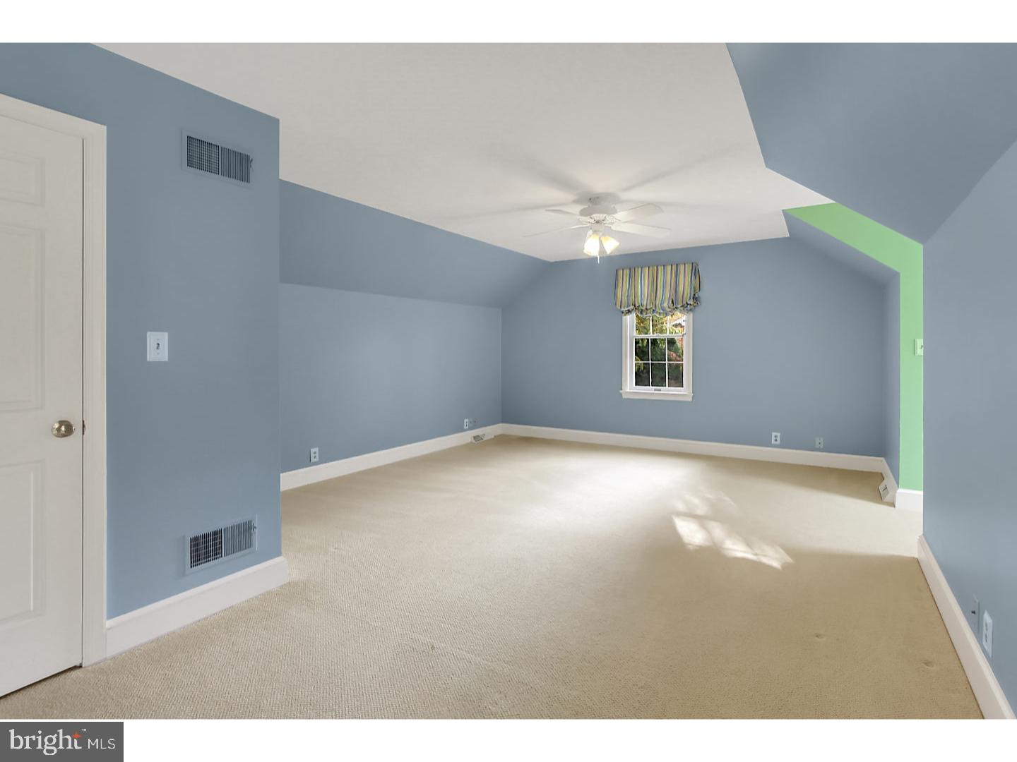 1634 Meadowlark Road Wyomissing, PA 19610 - Photo 18 of 25 Gallery Image 18