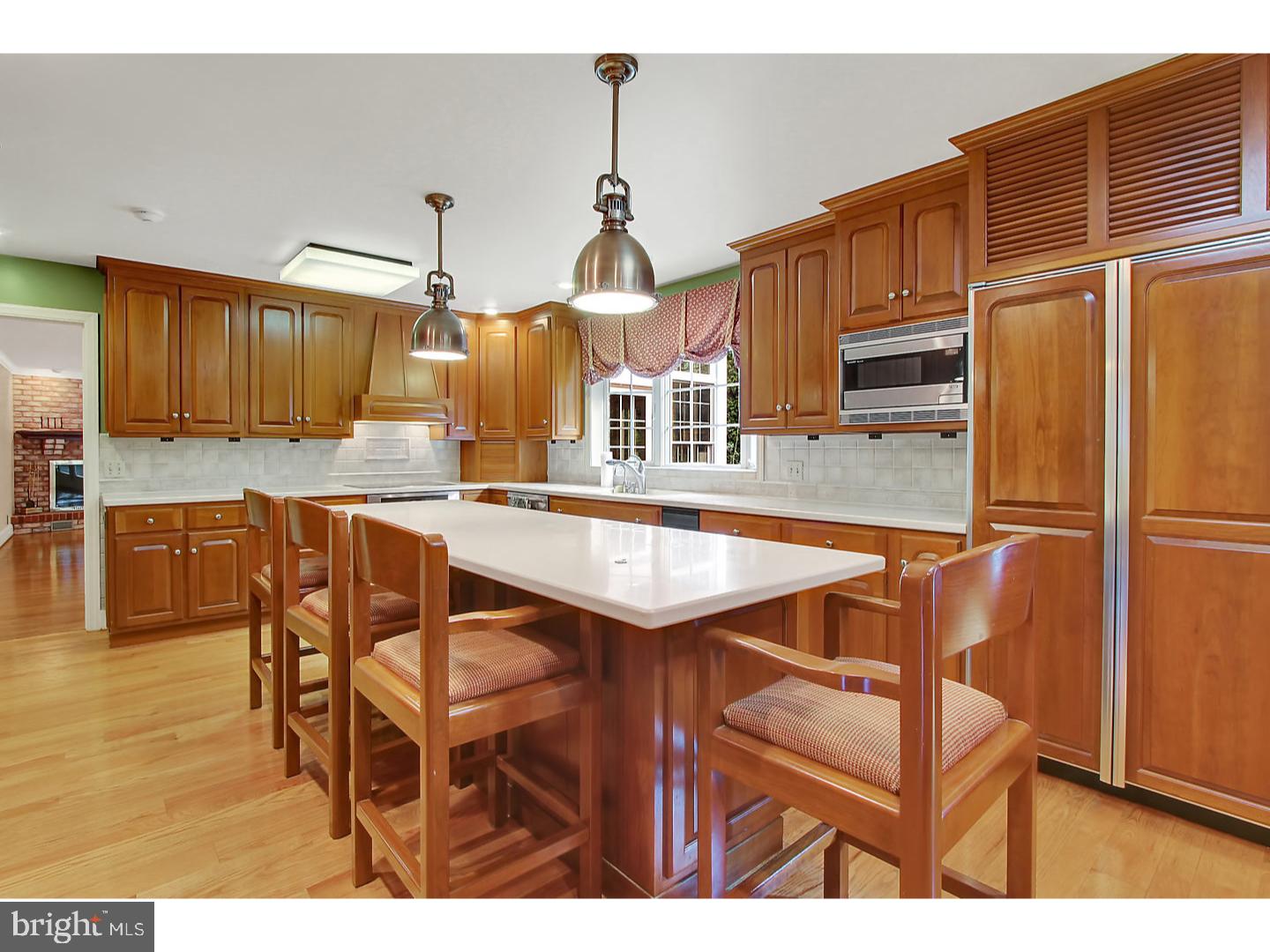 1634 Meadowlark Road Wyomissing, PA 19610 - Photo 7 of 25 Gallery Image 7