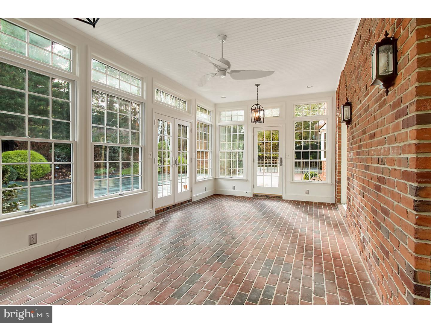1634 Meadowlark Road Wyomissing, PA 19610 - Photo 10 of 25 Gallery Image 10