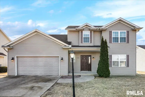 $299,900 | 1626 Jadens Way, Washington, IL 61571