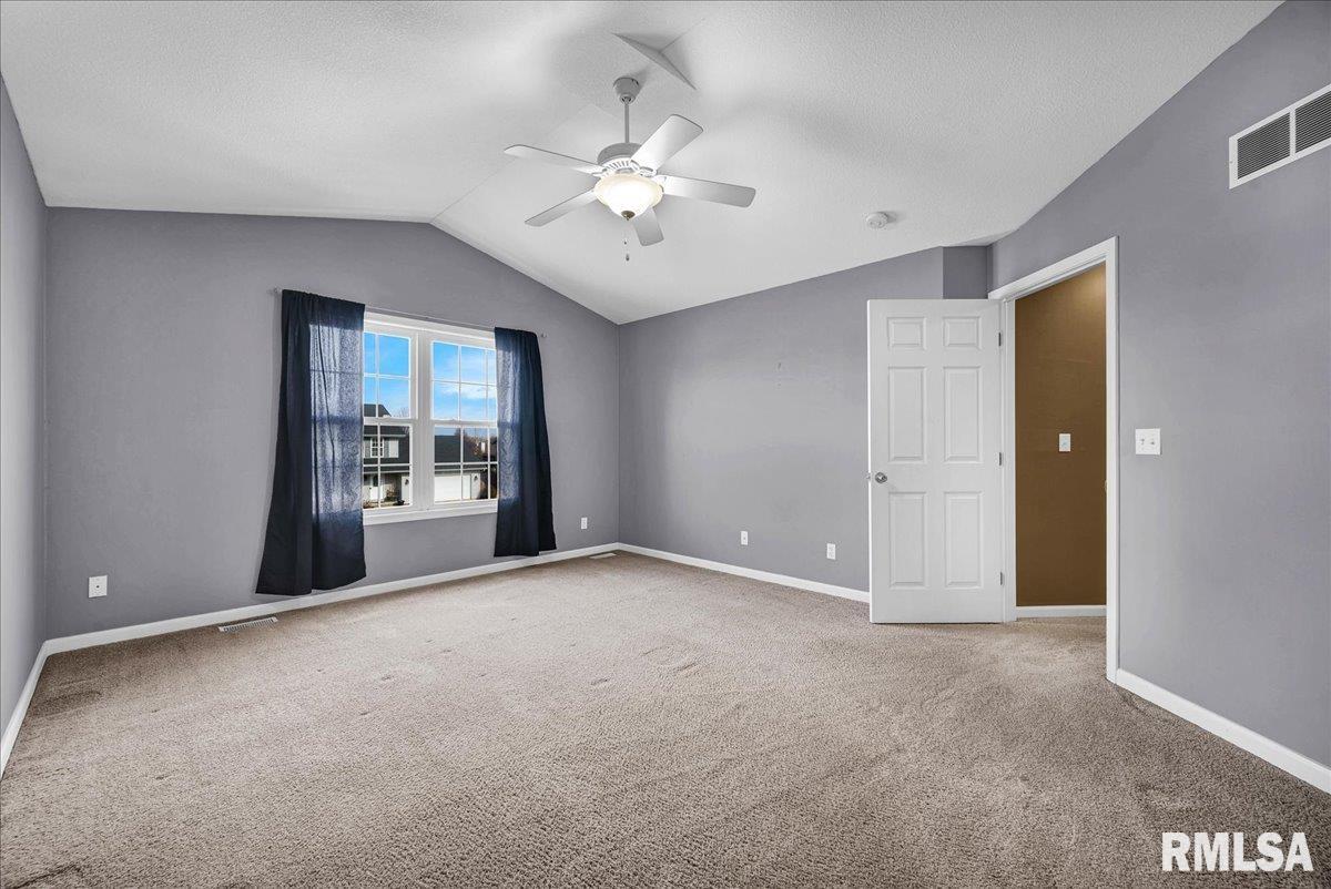 1626 Jadens Way Washington, IL 61571 - Photo 15 of 41