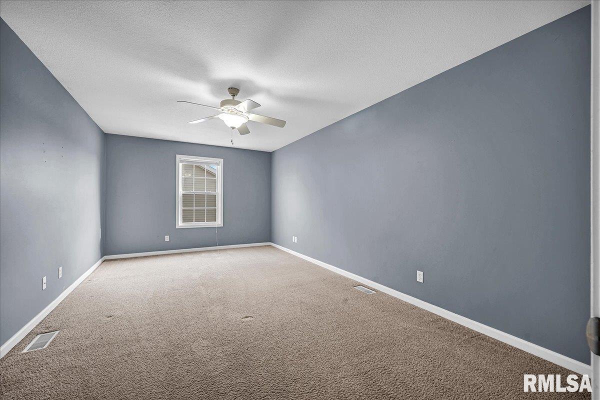 1626 Jadens Way Washington, IL 61571 - Photo 21 of 41