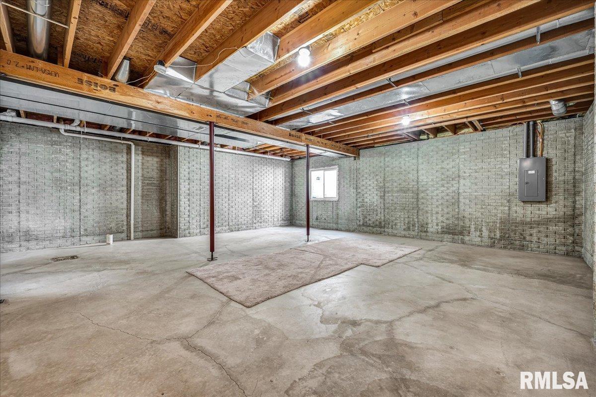 1626 Jadens Way Washington, IL 61571 - Photo 23 of 41