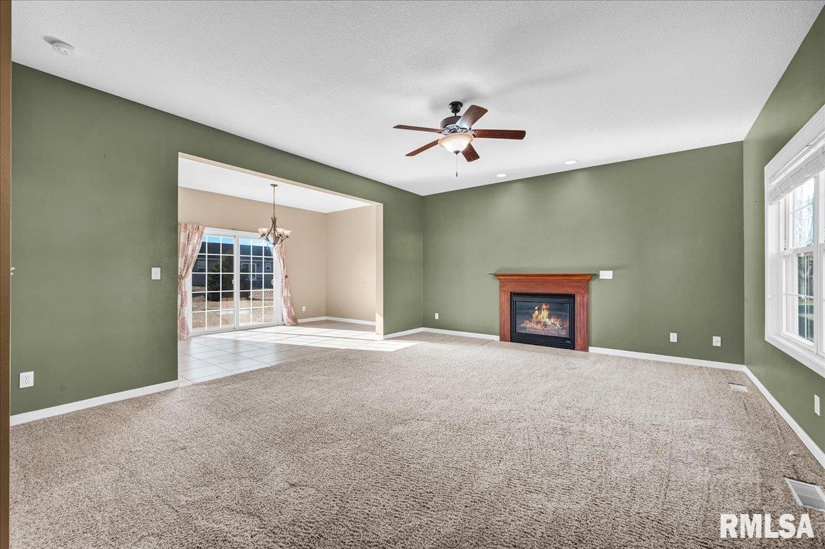 1626 Jadens Way Washington, IL 61571 - Photo 3 of 41