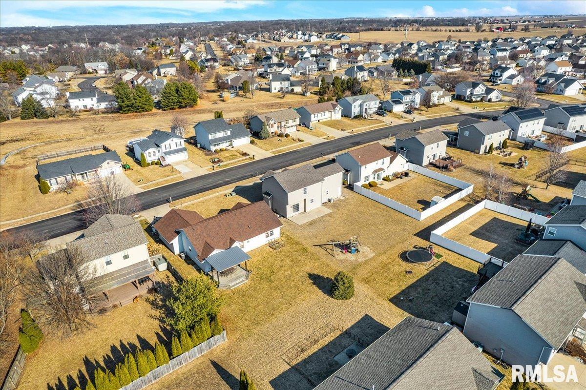 1626 Jadens Way Washington, IL 61571 - Photo 33 of 41