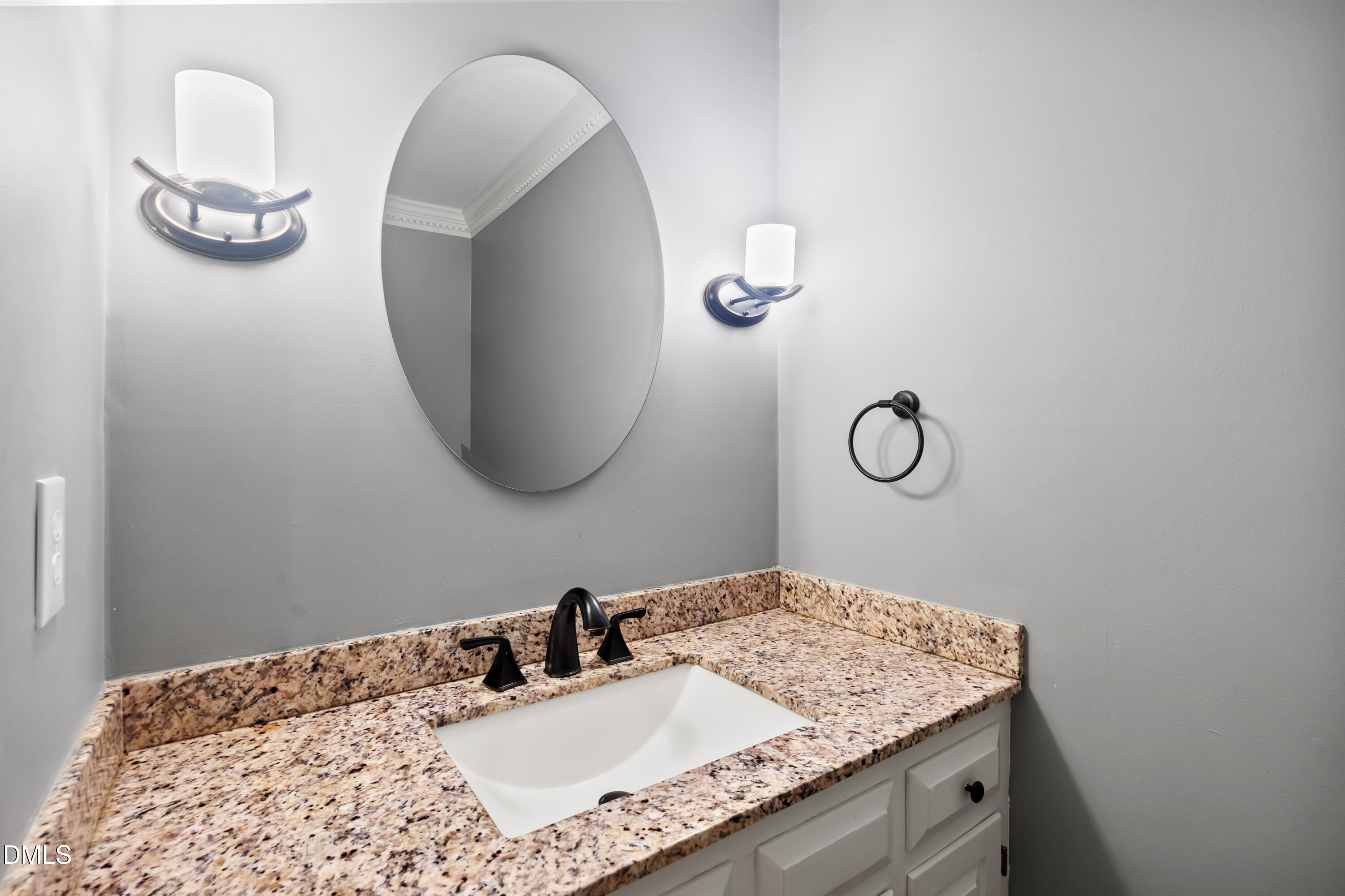 3412 Horseshoe Bend Raleigh, NC 27613 - Photo 26 of 56 Half bath