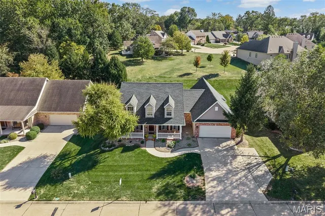 $369,500 | 1713 Aster Lane, Godfrey, IL 62035