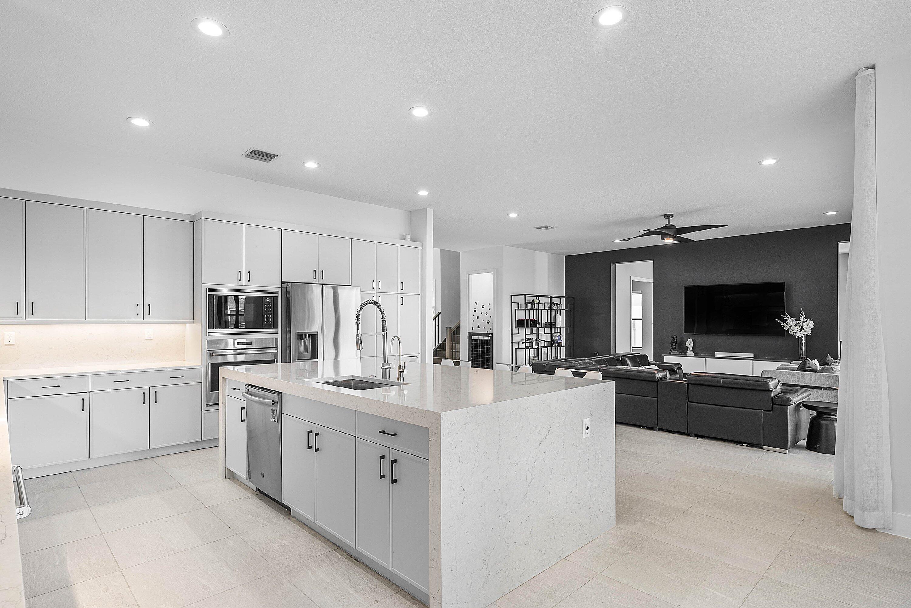 8805 New River Falls Road Boca Raton, FL 33496 - Photo 20 of 79 Kitchen