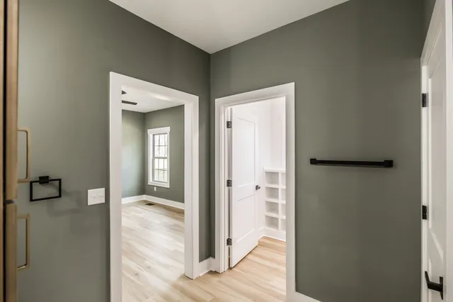 $569,900 | 203 Uga Cove, Westmoreland, TN 37186