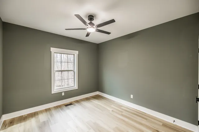 $569,900 | 203 Uga Cove, Westmoreland, TN 37186