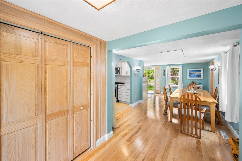 185 Randall Road Stow, MA 01775 - Photo 7 of 28