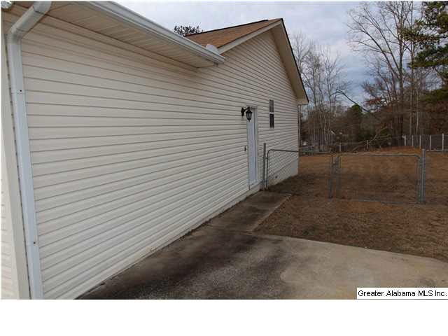 87 Jones Street Jacksonville, AL 36265 - Photo 3 of 16
