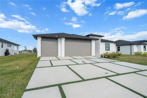 $479,900 | 325 Northeast 15th Terrace, Cape Coral, FL 33909