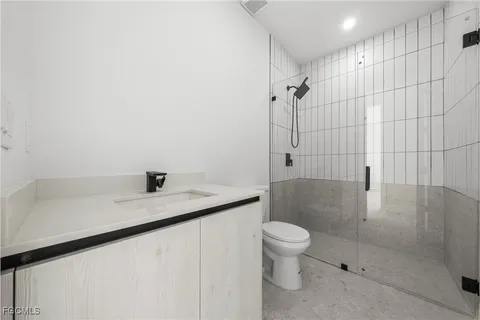 $479,900 | 325 Northeast 15th Terrace, Cape Coral, FL 33909