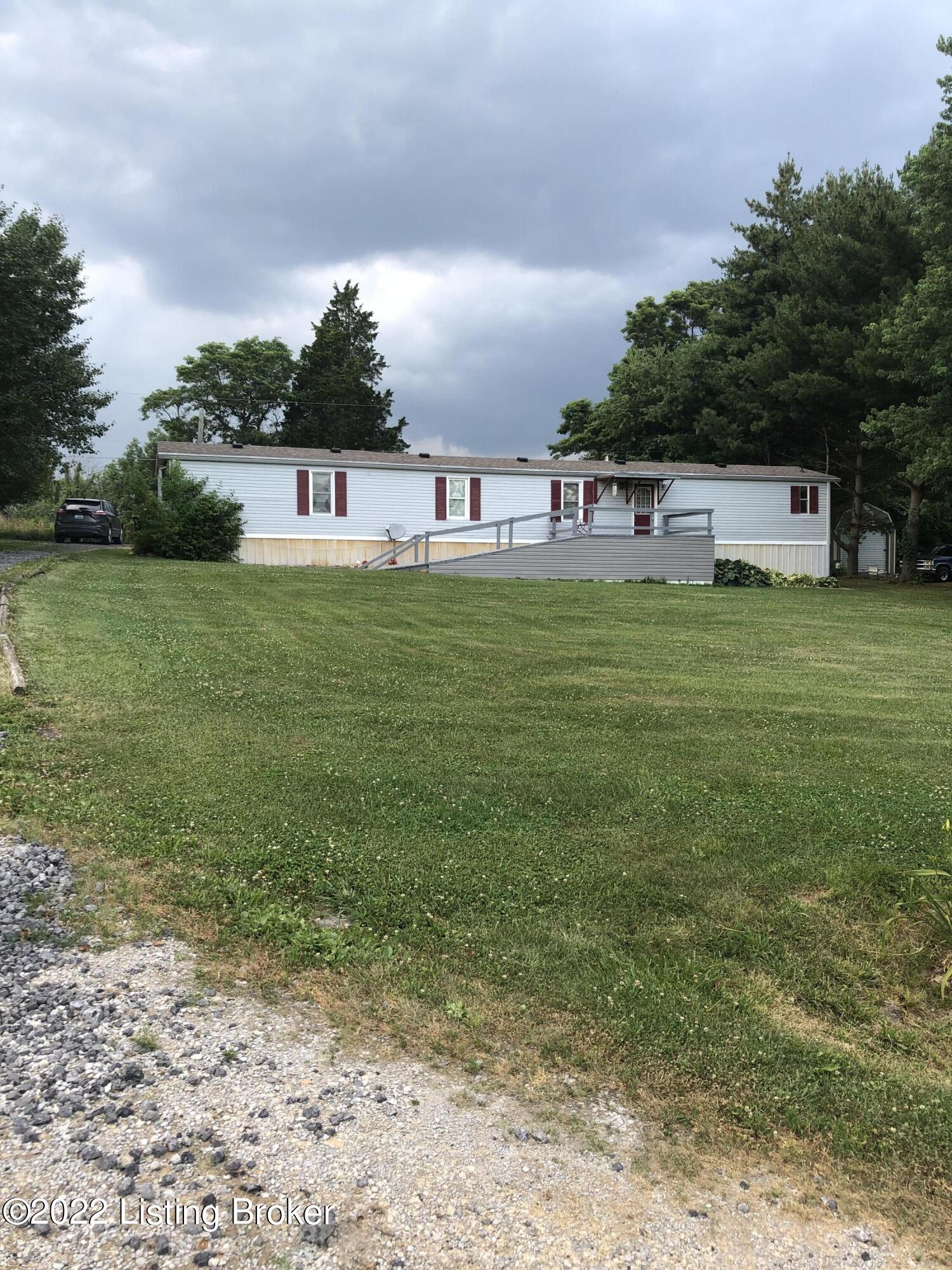 283 Summit Road Campbellsburg, KY 40011 - Photo 24 of 25 DC796D9D-9ABB-4C81-9663-B3A800FE5A31