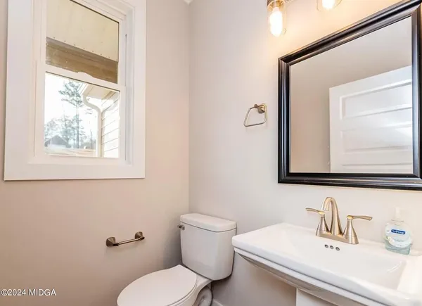 $2,700 | 75 Creekside Court, Forsyth, GA 31029