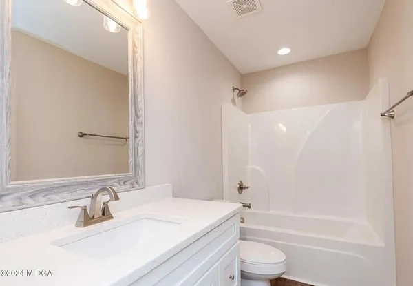 $2,700 | 75 Creekside Court, Forsyth, GA 31029