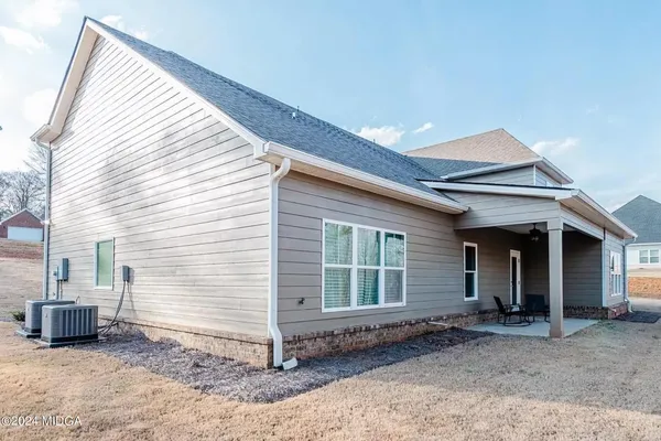 $2,700 | 75 Creekside Court, Forsyth, GA 31029