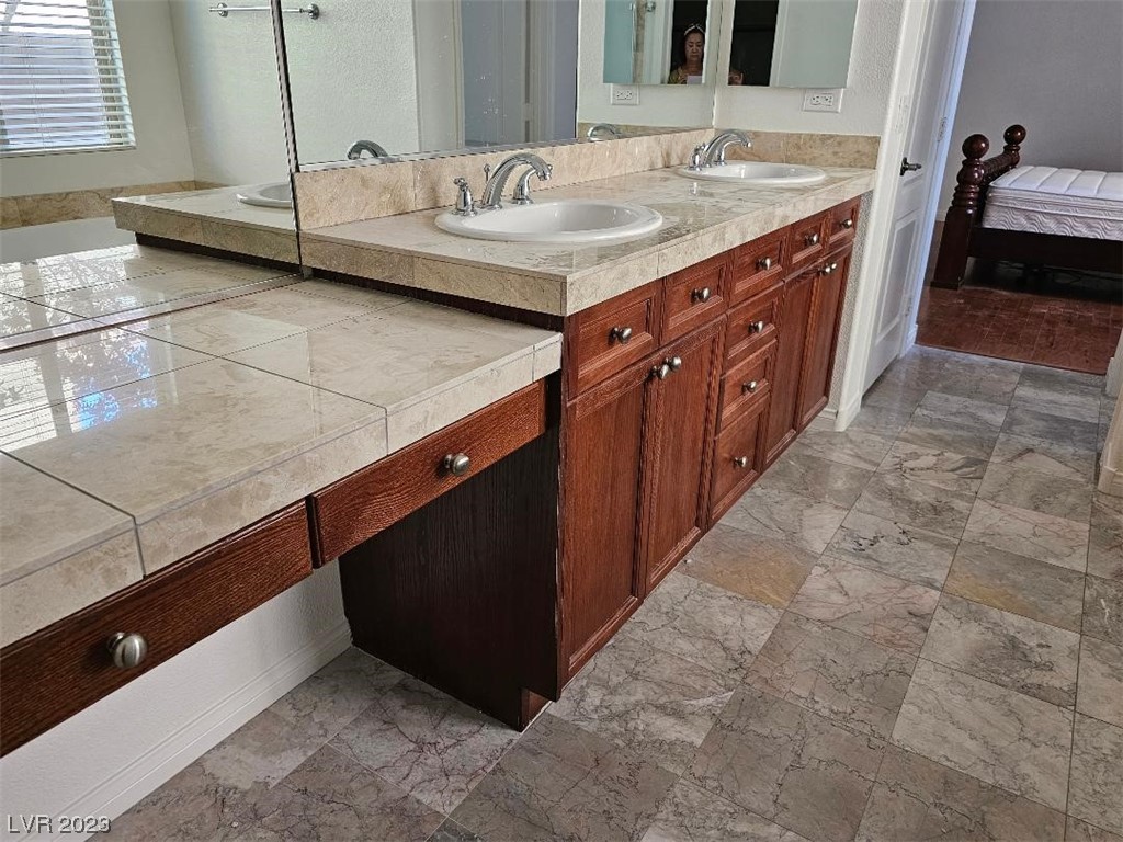 7204 Morningside Ranch Court Las Vegas, NV 89113 - Photo 18 of 26