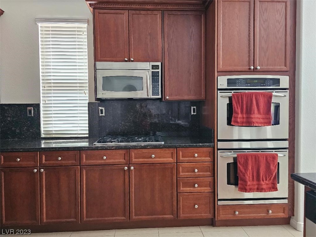 7204 Morningside Ranch Court Las Vegas, NV 89113 - Photo 8 of 26