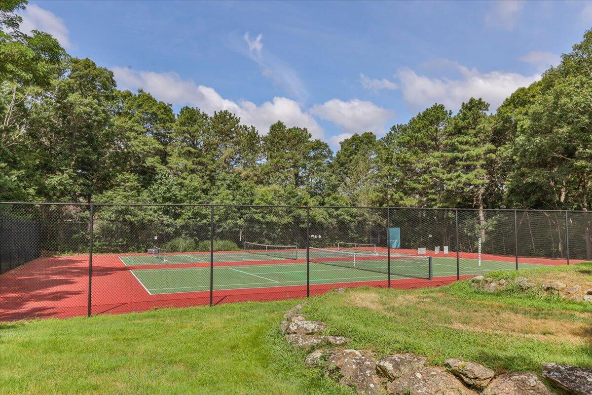 11 Darby Point Mashpee, MA 02649 - Photo 35 of 43 35-11Dar-135
