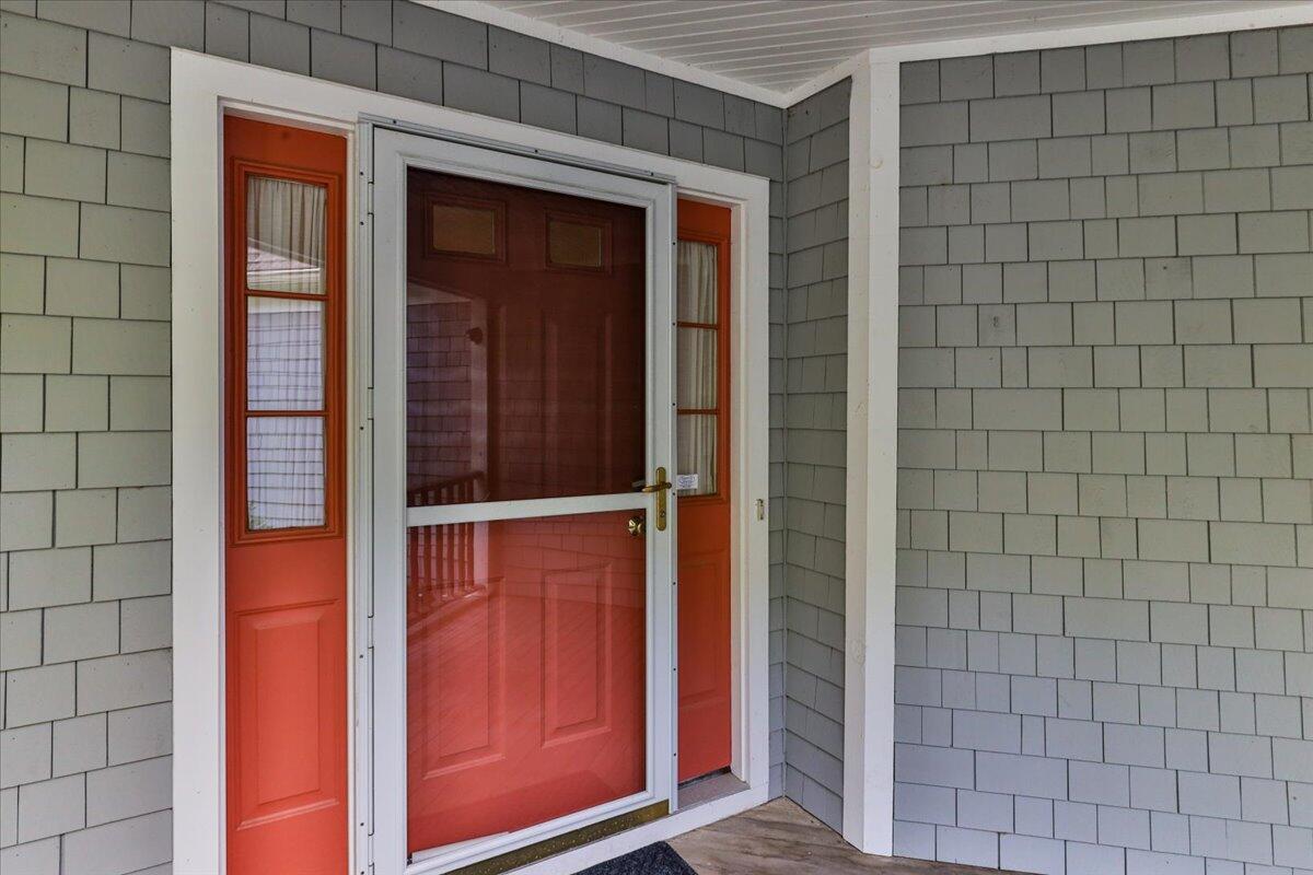 11 Darby Point Mashpee, MA 02649 - Photo 4 of 43 04-11Dar-104