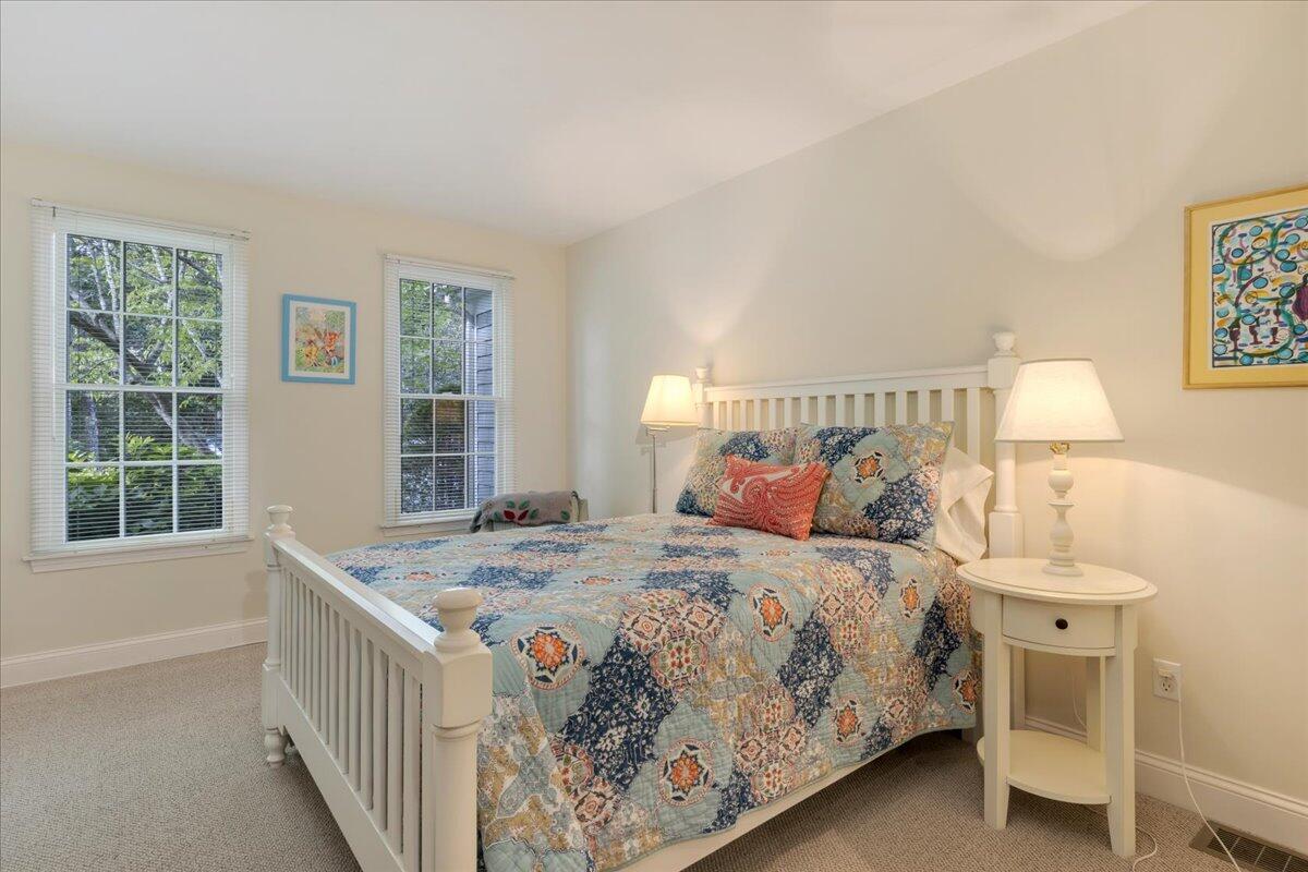 11 Darby Point Mashpee, MA 02649 - Photo 7 of 43 07-11Dar-107