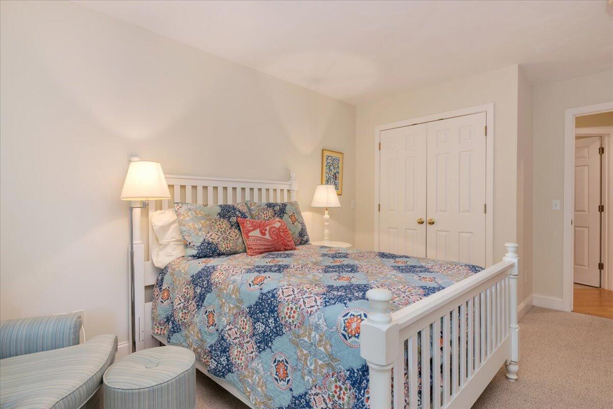 11 Darby Point Mashpee, MA 02649 - Photo 8 of 43 08-11Dar-108