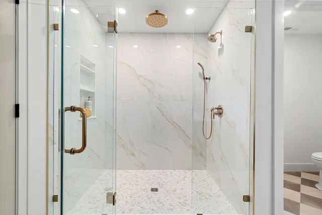 a view of an empty walk in closet