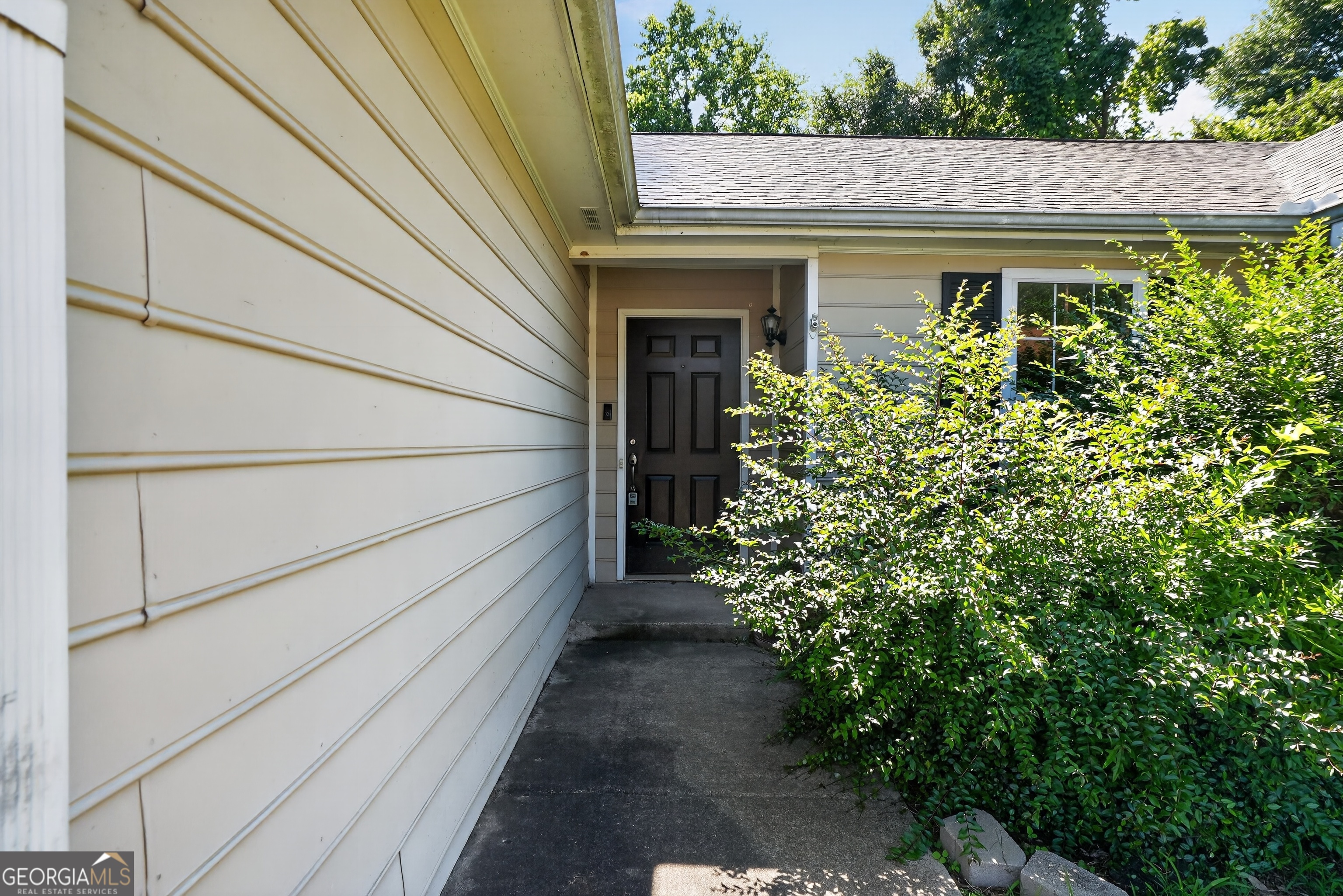 3235 Hunters Crossing Point Lithonia, GA 30038 - Photo 3 of 41