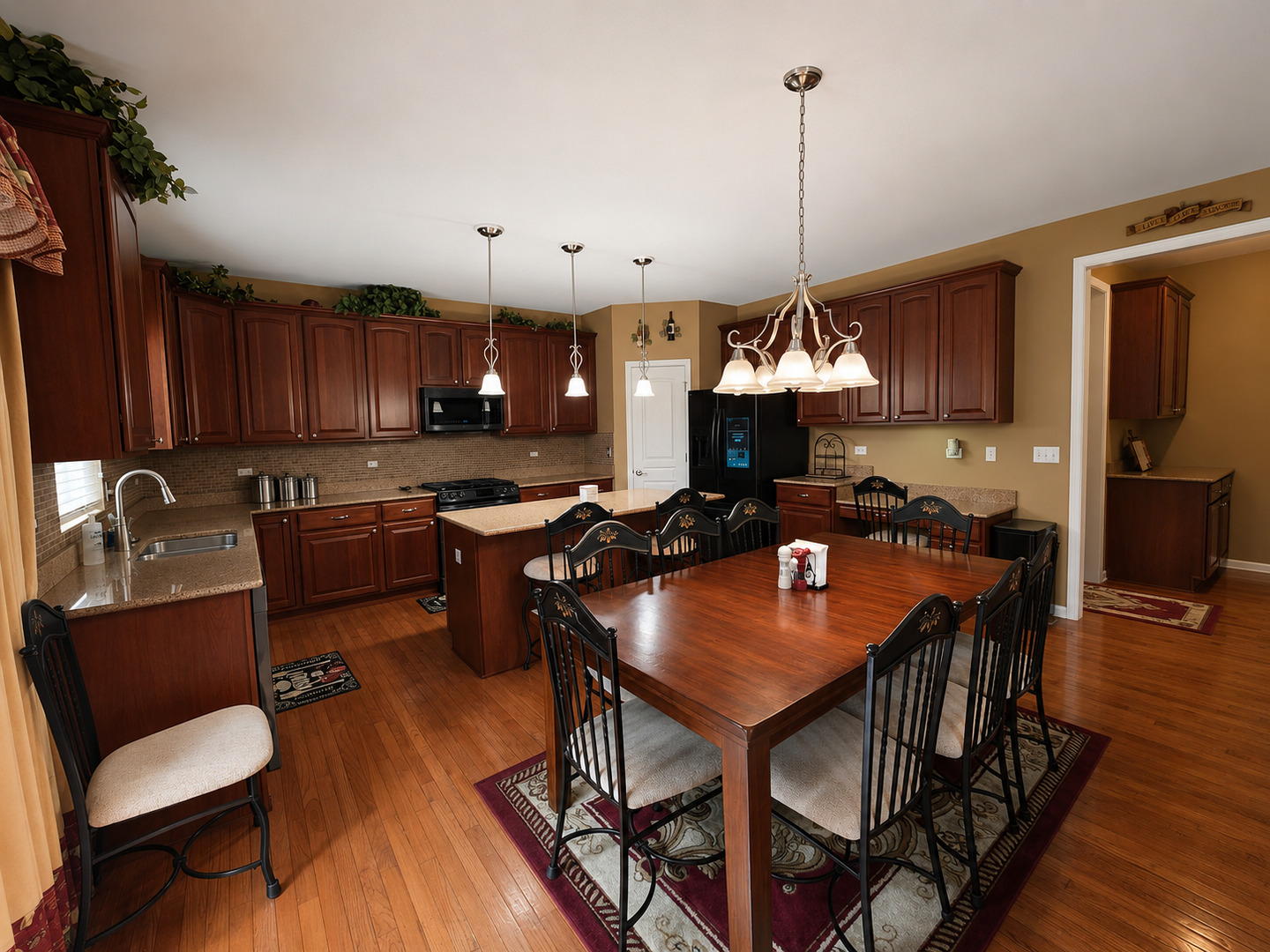 4 Snead Court Bolingbrook, IL 60490 - Photo 11 of 50