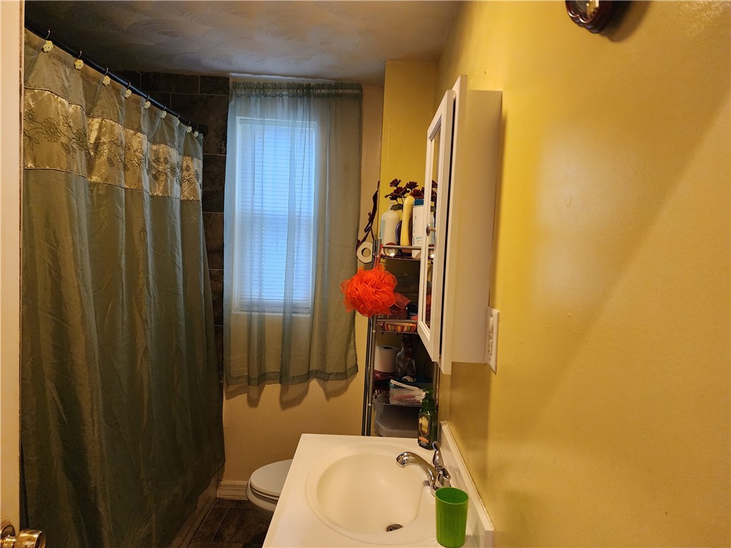 45 Croyland Road Providence, RI 02905 - Photo 14 of 32