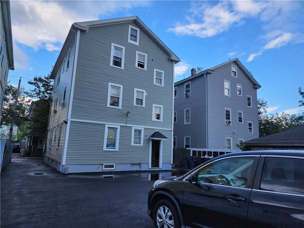 45 Croyland Road Providence, RI 02905 - Photo 5 of 32