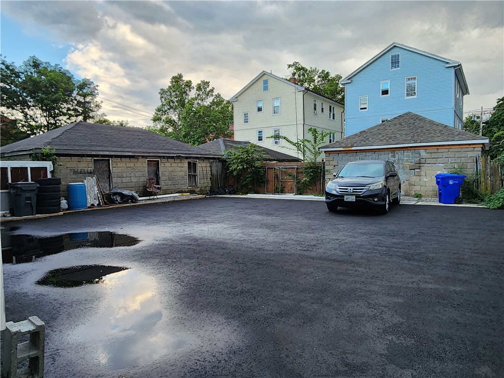 45 Croyland Road Providence, RI 02905 - Photo 6 of 32