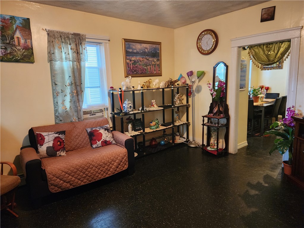 45 Croyland Road Providence, RI 02905 - Photo 9 of 32