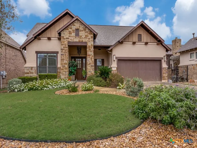 $575,000 | 416 Mission Hill Run, New Braunfels, TX 78132