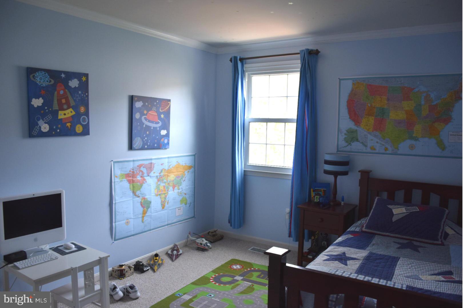 9766 Lakepointe Drive Burke, VA 22015 - Photo 18 of 21 Bedroom