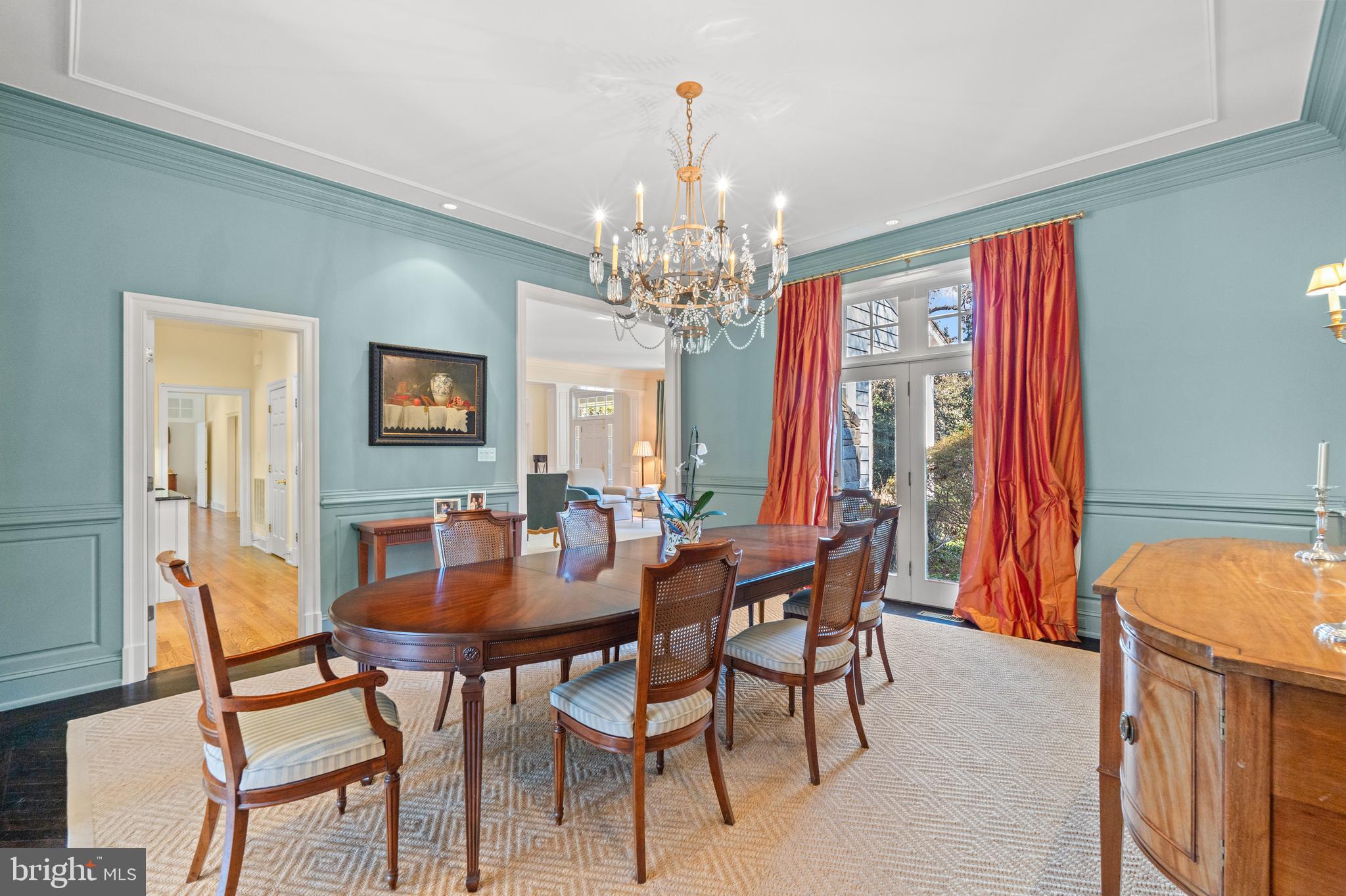 1110 Harvey Road McLean, VA 22101 - Photo 16 of 87 Dining Room with Access to Front Yard