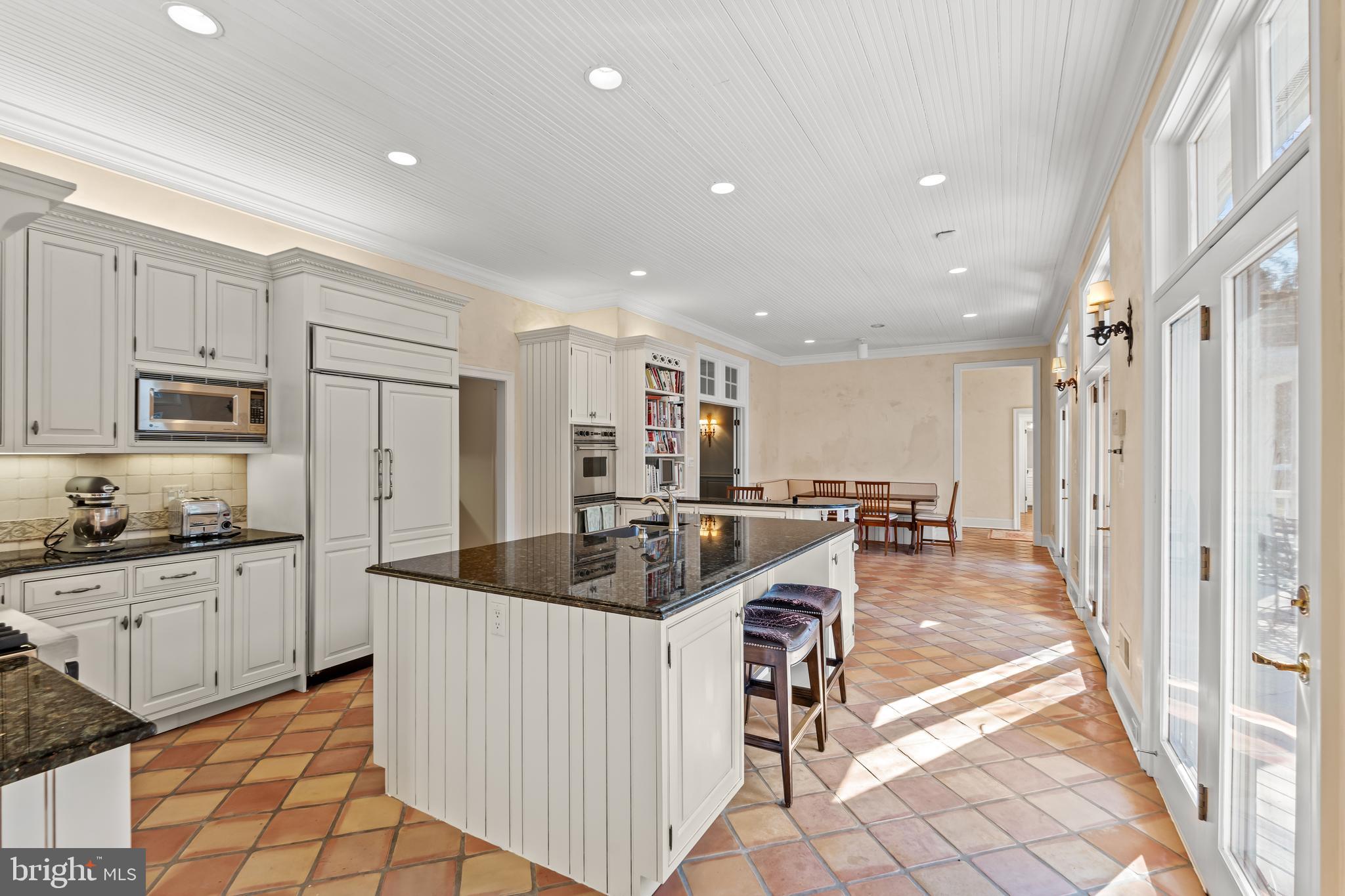 1110 Harvey Road McLean, VA 22101 - Photo 22 of 87 Kitchen