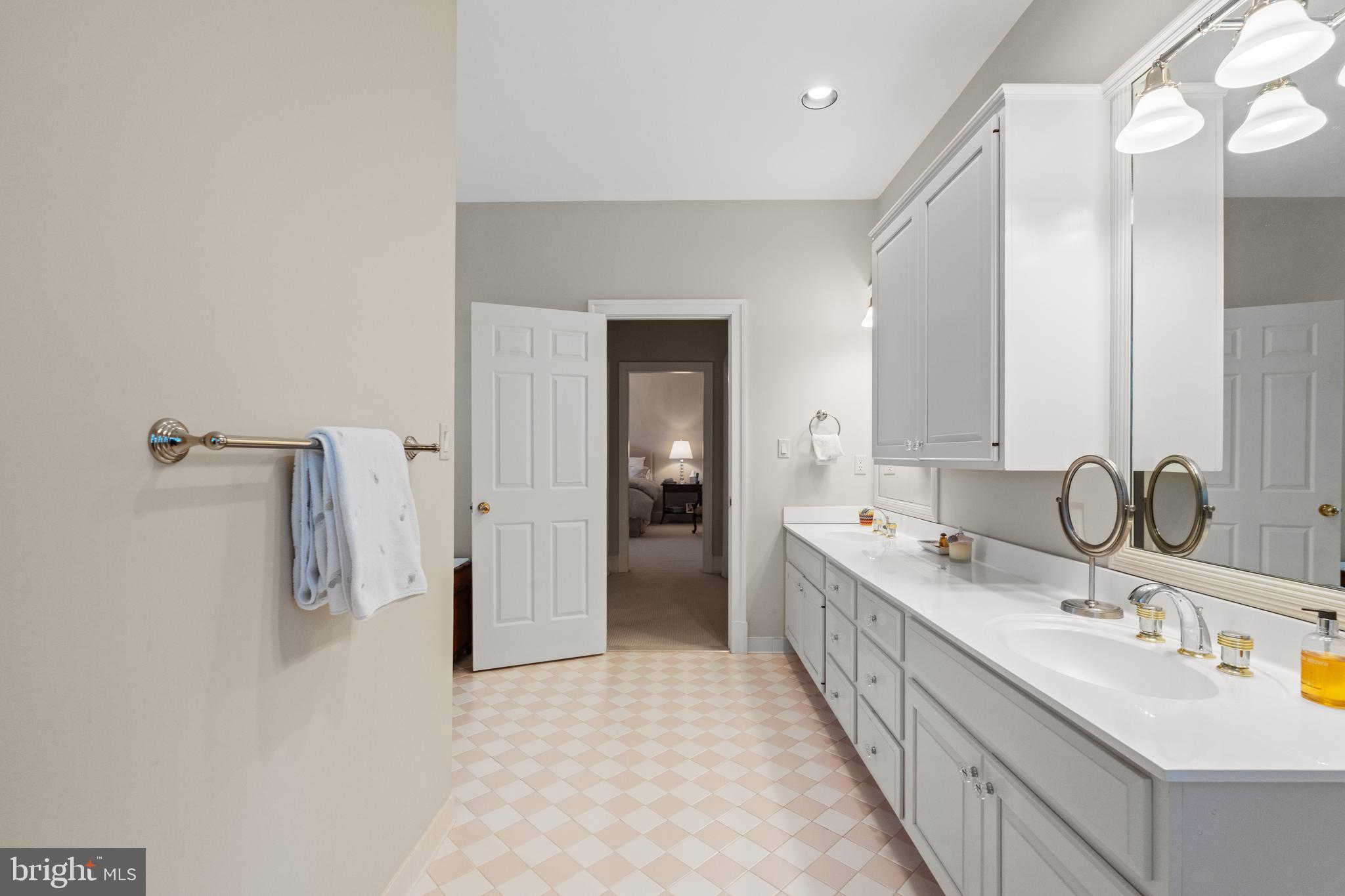 1110 Harvey Road McLean, VA 22101 - Photo 48 of 87 Bathroom