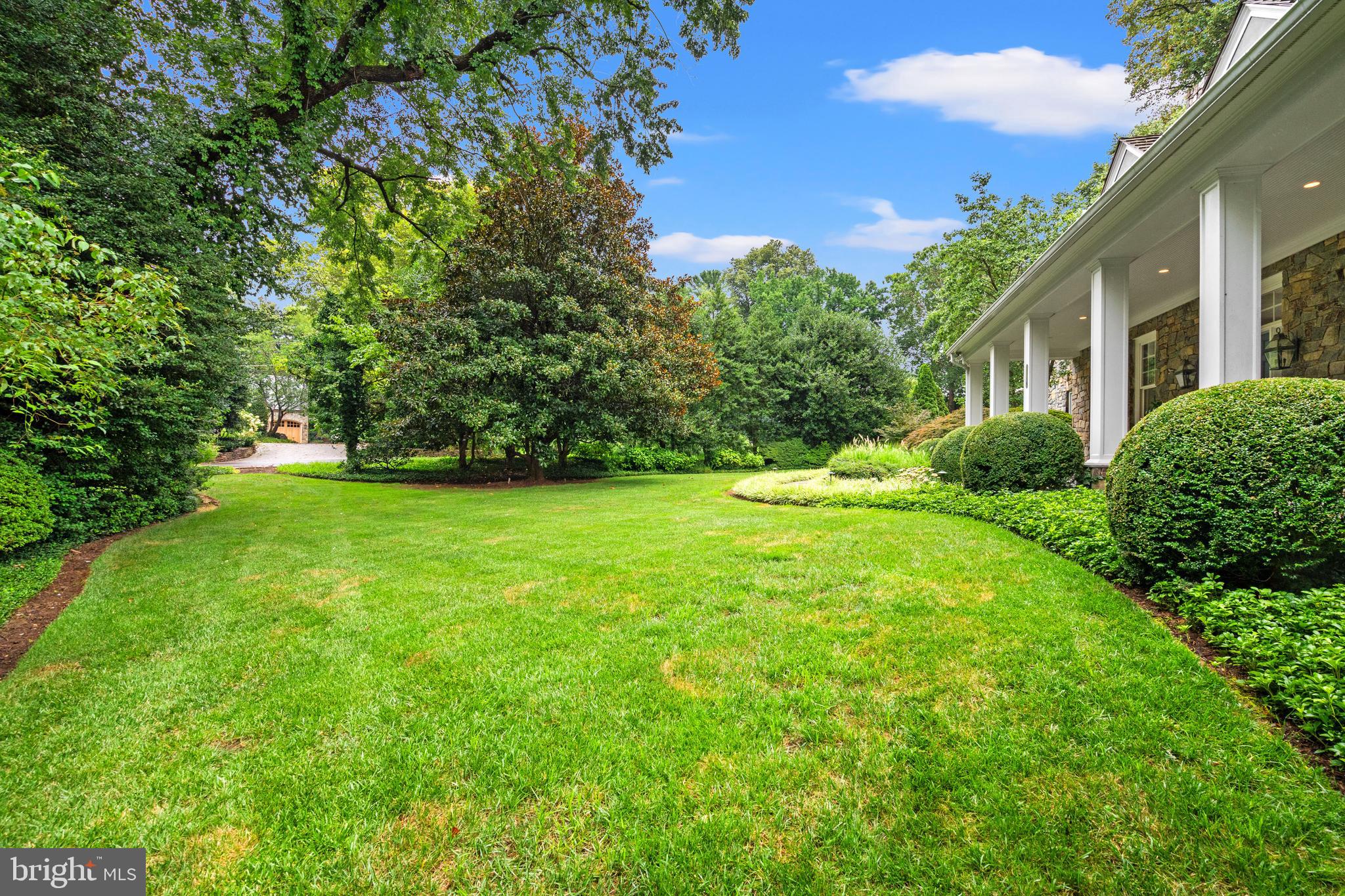 1110 Harvey Road McLean, VA 22101 - Photo 7 of 87 Front Yard