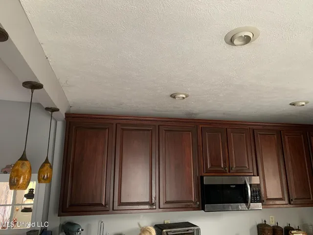 $179,995 | 40051 Sandlin Drive, Aberdeen, MS 39730