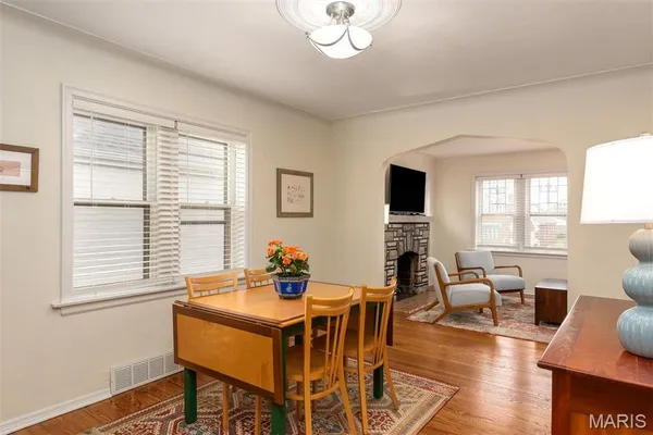 $399,000 | 6553 Lindenwood Avenue, St. Louis, MO 63109