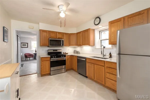 $399,000 | 6553 Lindenwood Avenue, St. Louis, MO 63109