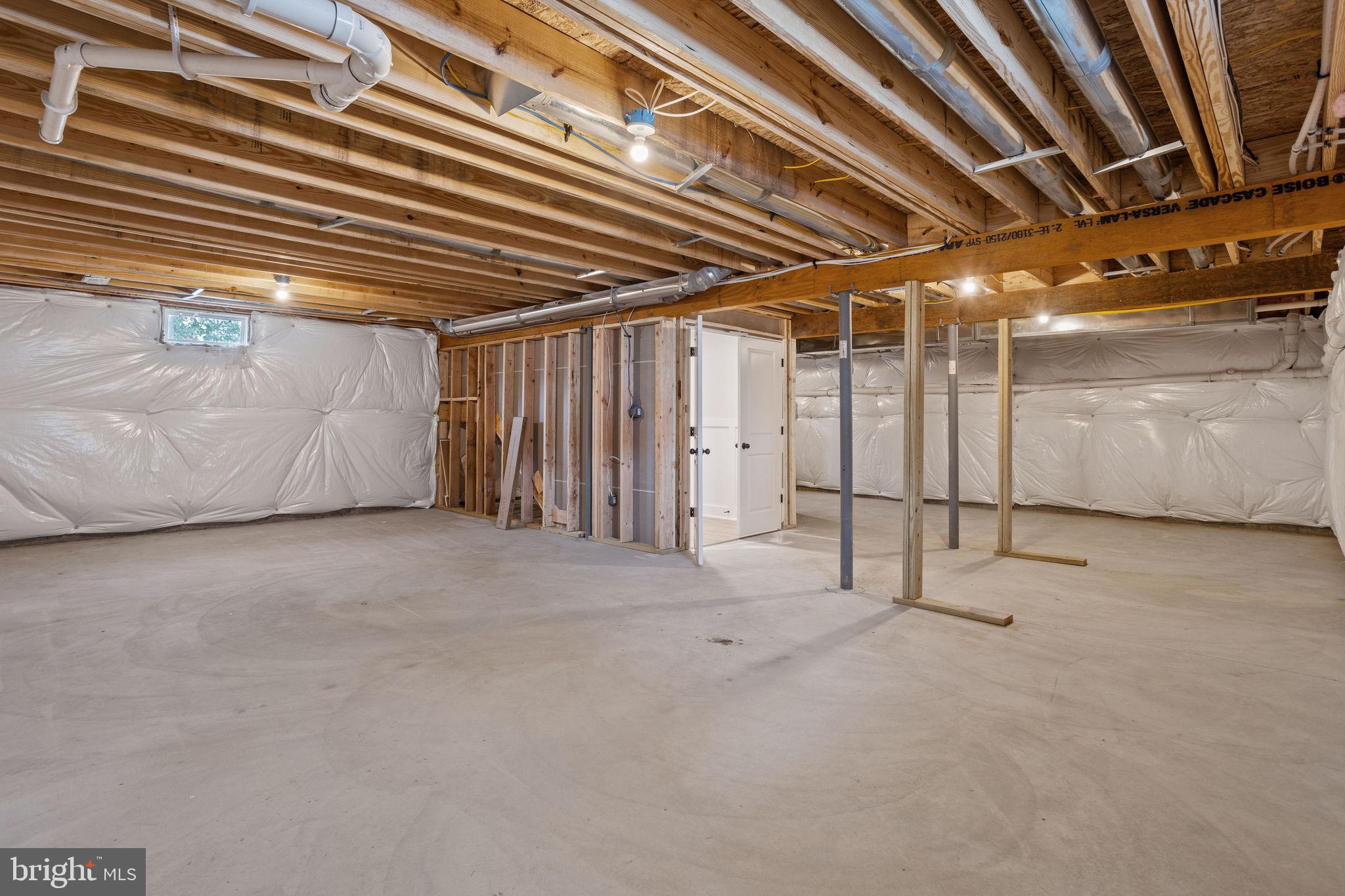 404 Midway Riverton, NJ 08077 - Photo 18 of 20 a view of an empty room