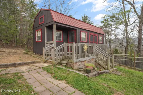 $644,900 | 831 Lloyd Huskey Road, Pigeon Forge, TN 37863