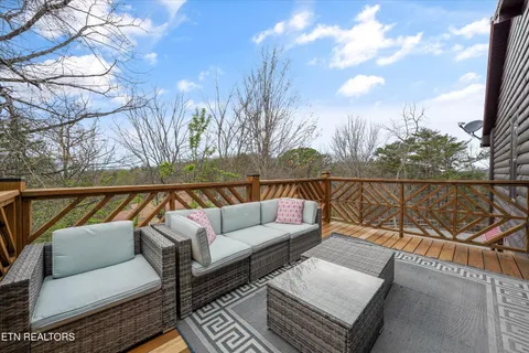 $644,900 | 831 Lloyd Huskey Road, Pigeon Forge, TN 37863