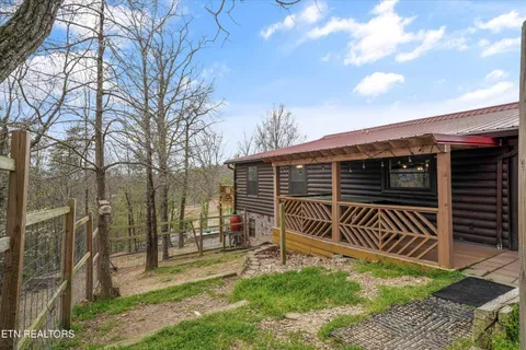 $644,900 | 831 Lloyd Huskey Road, Pigeon Forge, TN 37863